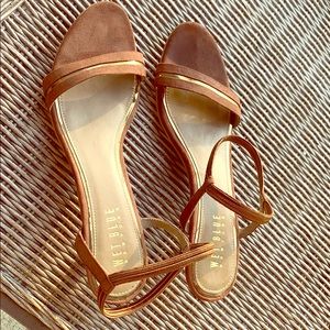 open toe kitten Heels brown/tan